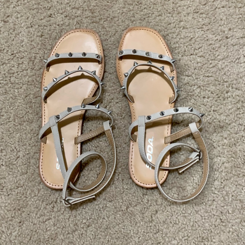 🎉BRAND NEW🎉 Soda Beige Sandals!
